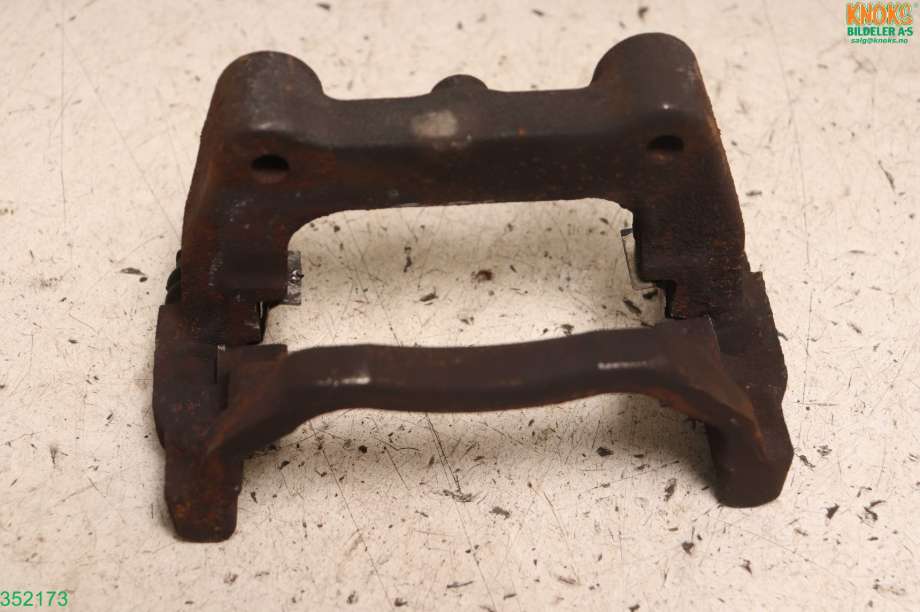Bremsecaliper brakett til Peugeot 3008 2009-2016 (Type I)  (PEUGEOT|4404 K5|)