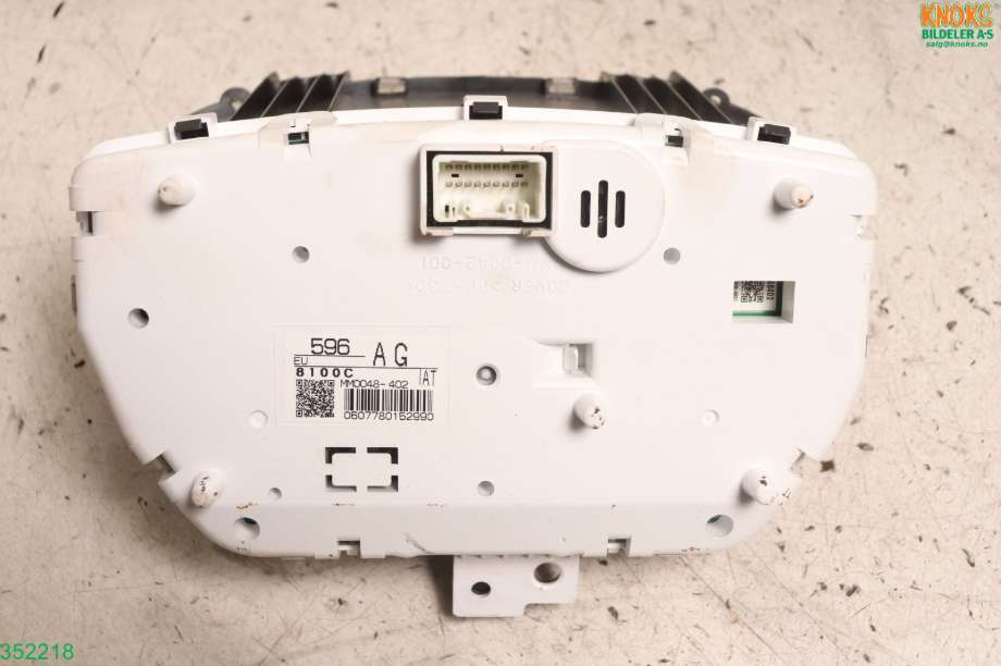 Instrumentpanel til Mitsubishi i-MiEV 2010-->>  (MITSUBISHI|8100C596|)