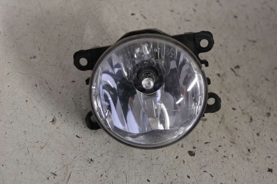 Tåkelykt høyre foran til Smart Forfour 2015-->> (Type II) (W453) (W453) (SMART|A 415 820 02 56|)