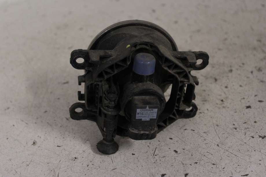 Tåkelykt høyre foran til Smart Forfour 2015-->> (Type II) (W453) (W453) (SMART|A 415 820 02 56|)