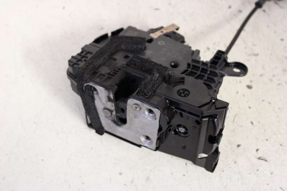 Låsekasse venstre til Smart Forfour 2015-->> (Type II) (W453) (W453) (SMART|A 453 730 76 00|)