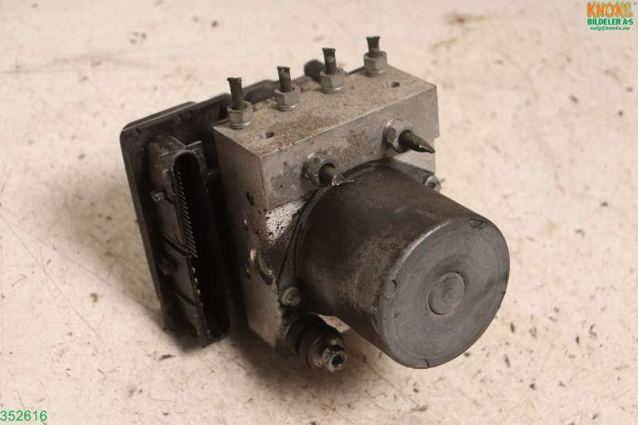 ABS sentral til Toyota Aygo 2005-2014 (Type I) (TOYOTA|440500H030|)