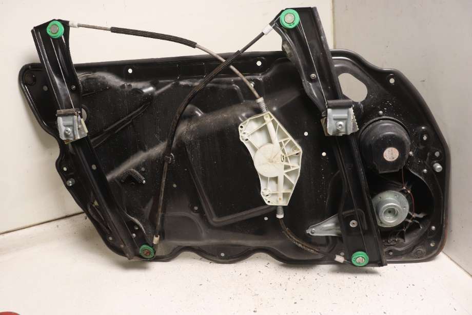 Ruteheis til VW Passat 2011-2015 (B7) (B7) (VOLKSWAGEN|3AA 837 462 B|)