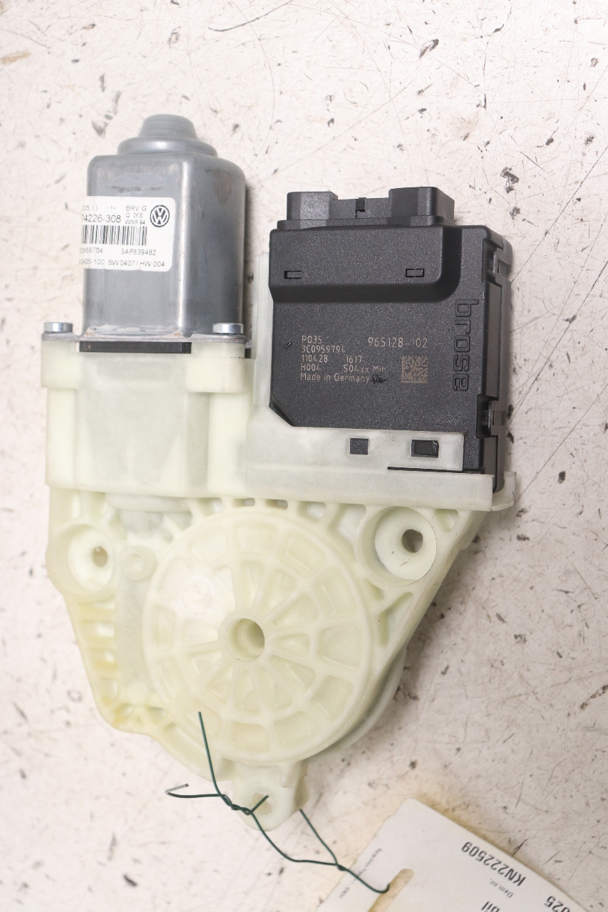 Ruteheis høyre bak til VW Passat 2011-2015 (B7) (B7) (VOLKSWAGEN|3C0 959 704|)