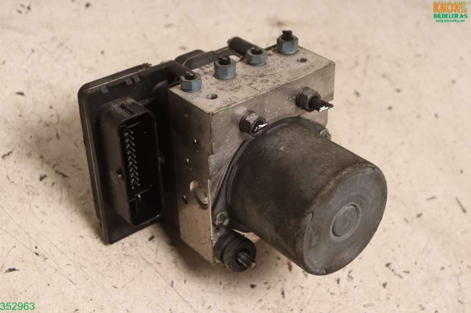 ABS sentral til Audi A6 2008-2011 (Type III, Fase 2) (C6) (C6) (AUDI|4F0 614 517 BH|)