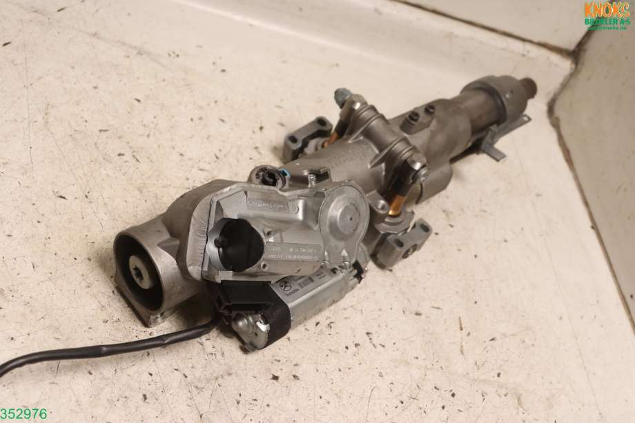 Rattaksel til Mercedes CLS 2004-2010 (C219) (C219) (MERCEDES|A 211 460 31 16|)