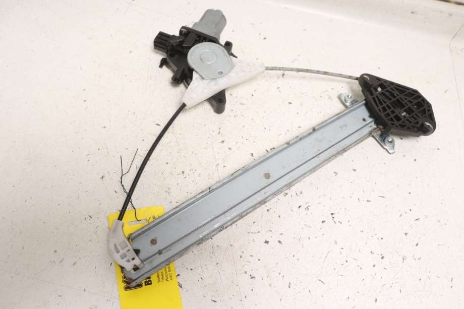 Ruteheis venstre bak til Subaru Impreza 2008-2012 (Type III)  (SUBARU|61042FG011|)