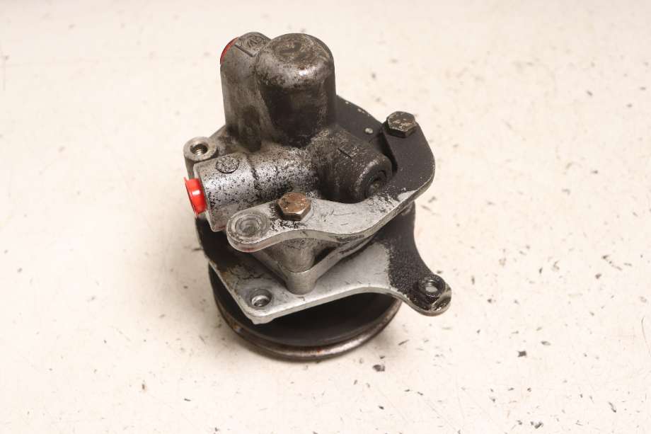 Servo pumpe mekanisk til BMW 3-Serie 1983-1993 (E30) (E30) (BMW|32 41 1 141 205|)