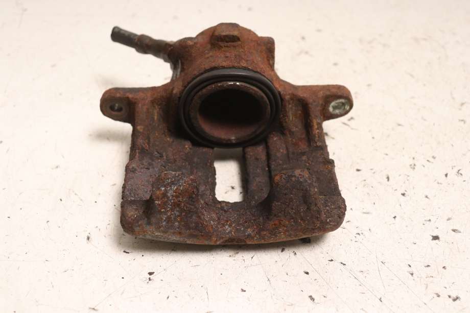 Bremsecaliper høyre foran til BMW 3-Serie 1983-1993 (E30) (E30) (BMW|34 11 1 154 378|)