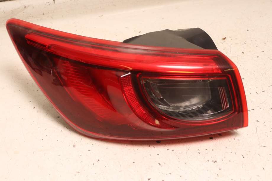 Baklykt venstre til Mazda CX-3 2015-2022 (MAZDA|DB2S-51-160E|)