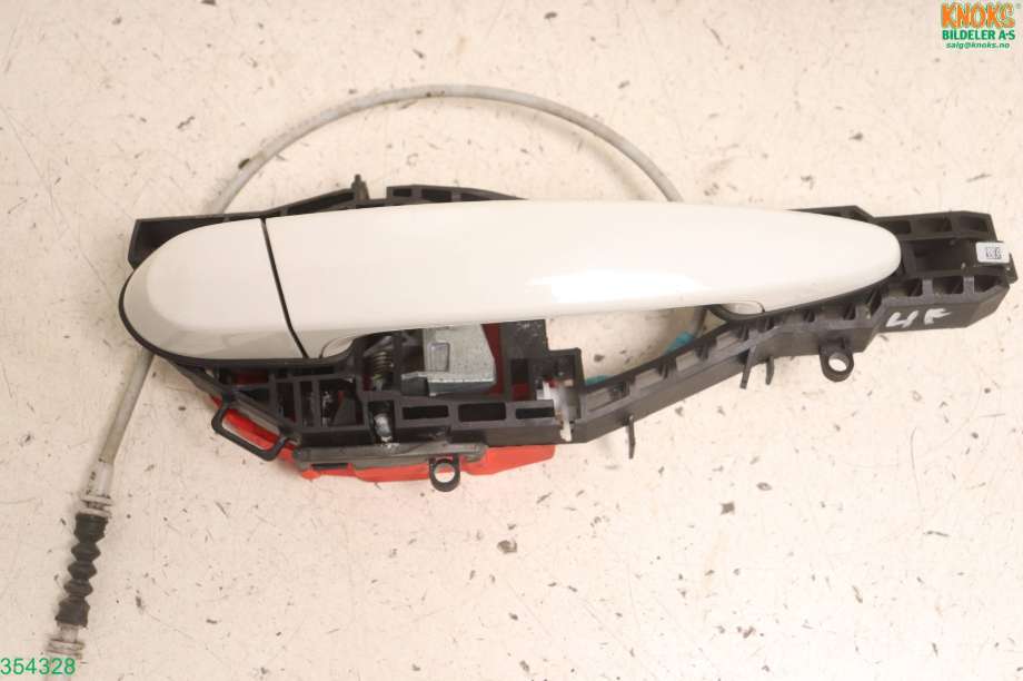 Dørhåndtak utv høyre til BMW 3-Serie 2012-2018 (F30/F31/F34) (F30/F31/F34) (BMW|51 21 7 207 562|51 21 7 242 568|)