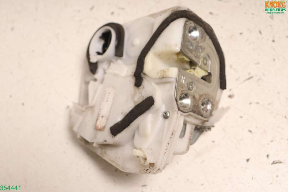 Låsekasse høyre til Mazda 6 2010-2013 (Type II, Fase 2) (MAZDA|GS1D72310B|)