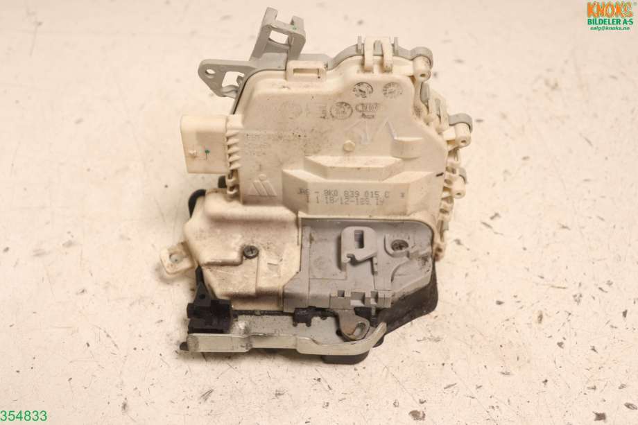 Låsekasse venstre bak til Audi A4 2007-2014 (Type IV) (B8) (B8) (AUDI|8K0 839 015 F|)