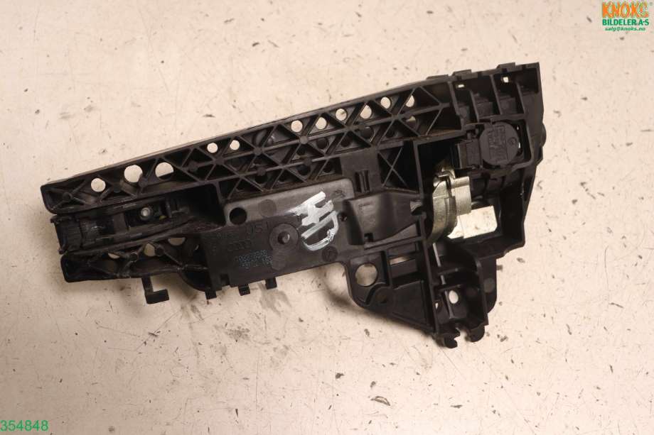 Dørhåndtak utv høyre bak til Audi A4 2007-2014 (Type IV) (B8) (B8) (AUDI|8T0 837 205 A|8T0 837 886 B|)