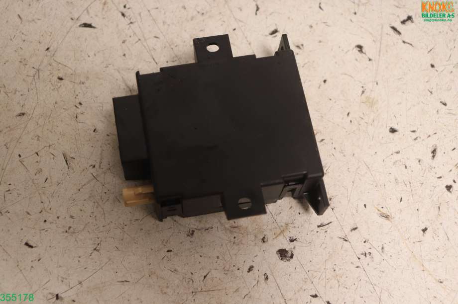 Styreenhet diverse til Audi A4 2007-2014 (Type IV) (B8) (B8) (AUDI|8K0 963 271|)