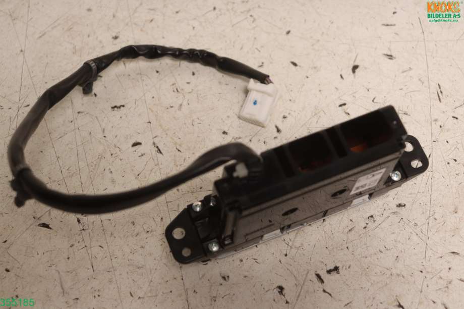 Bryter diverse til Nissan Leaf 2011-2017 (Type I)  (NISSAN|283953ND1B|)
