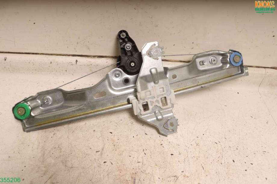 Ruteheis venstre til Nissan Qashqai 2014-2021 (Type II)  (NISSAN|807014EA1C|)