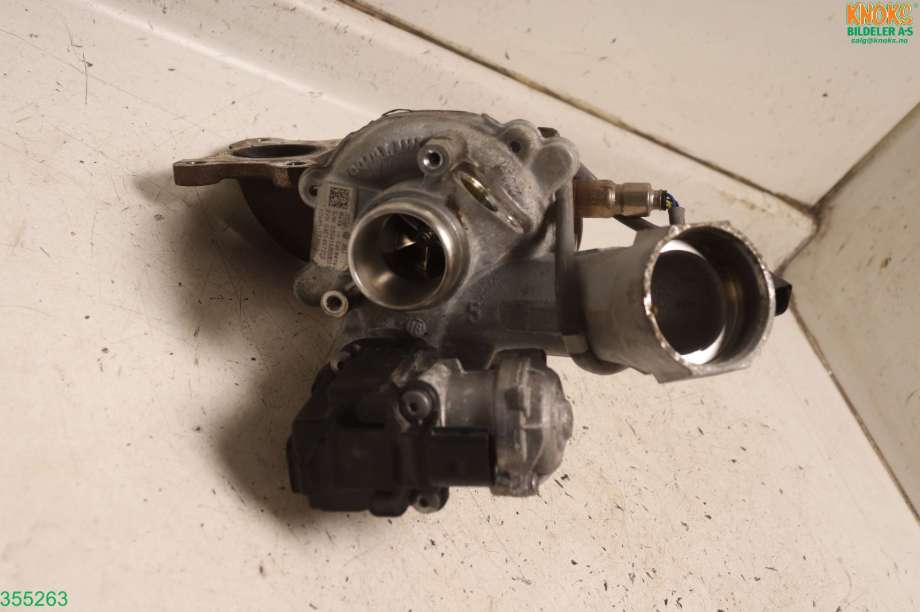 Turbo til VW e-Golf 2014-2017 (Fase 1)  (VOLKSWAGEN|04E 145 721 G|)