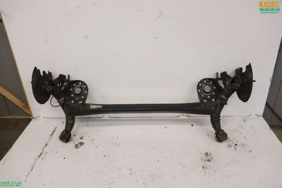 Bakaksel til Toyota Yaris 2014-2020 (Type III, Fase 2)  (TOYOTA|421100D340|)