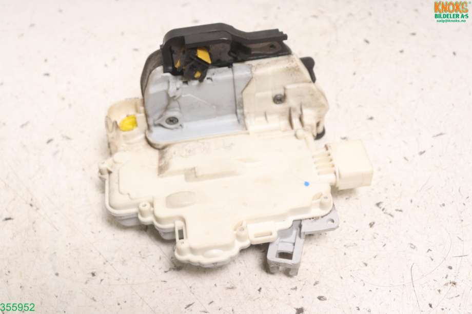 Låsekasse venstre foran til Audi A4 2004-2008 (Type III) (B7) (B7) (AUDI|8E1 837 015 AA|)