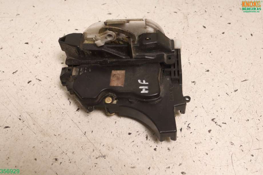 Låsekasse høyre til Mitsubishi L200 2006-2015 (Type IV)  (MITSUBISHI|5715A186|)