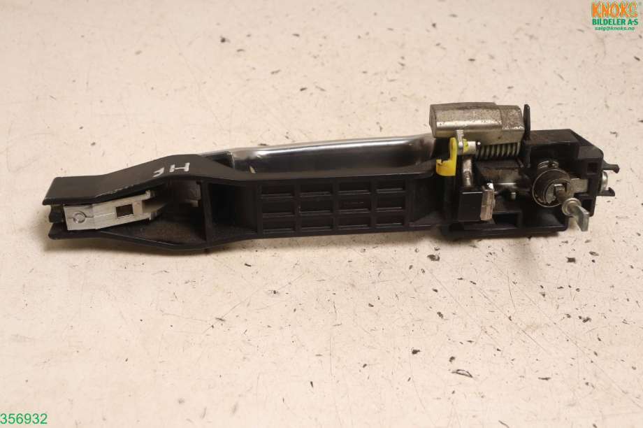 Dørhåndtak utv høyre til Mitsubishi L200 2006-2015 (Type IV)  (MITSUBISHI|5716A032|5716A034|)