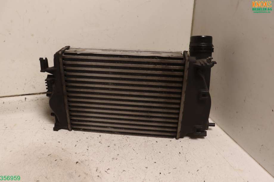 Intercooler til Nissan Qashqai 2014-2021 (Type II)  (NISSAN|144614EJ0A|)