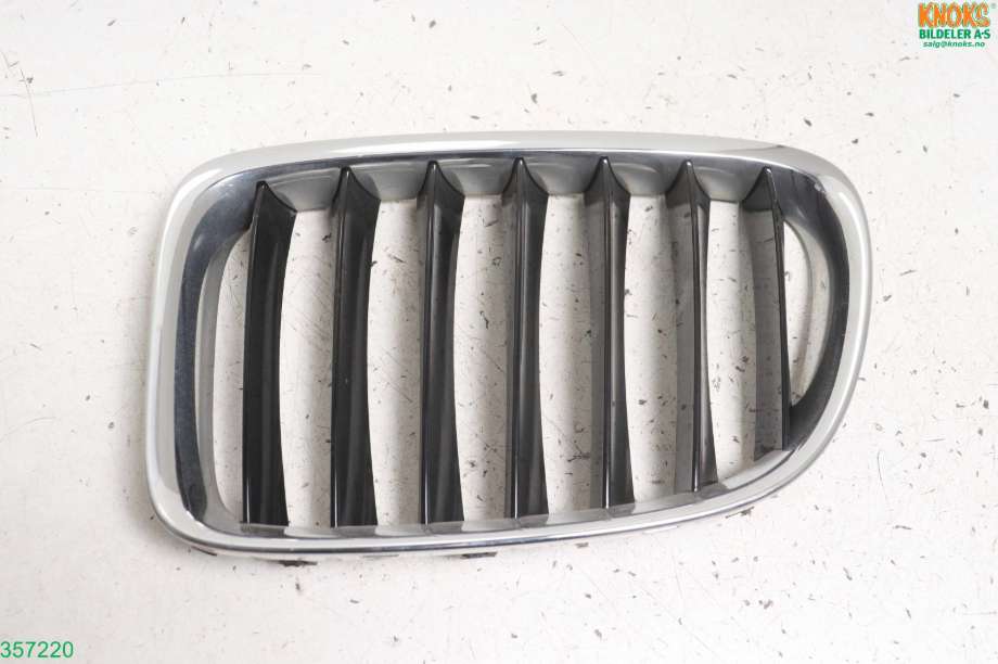 Grill venstre til BMW X1 2009-2015 (E84) (E84) (BMW|51 11 7 347 670|)