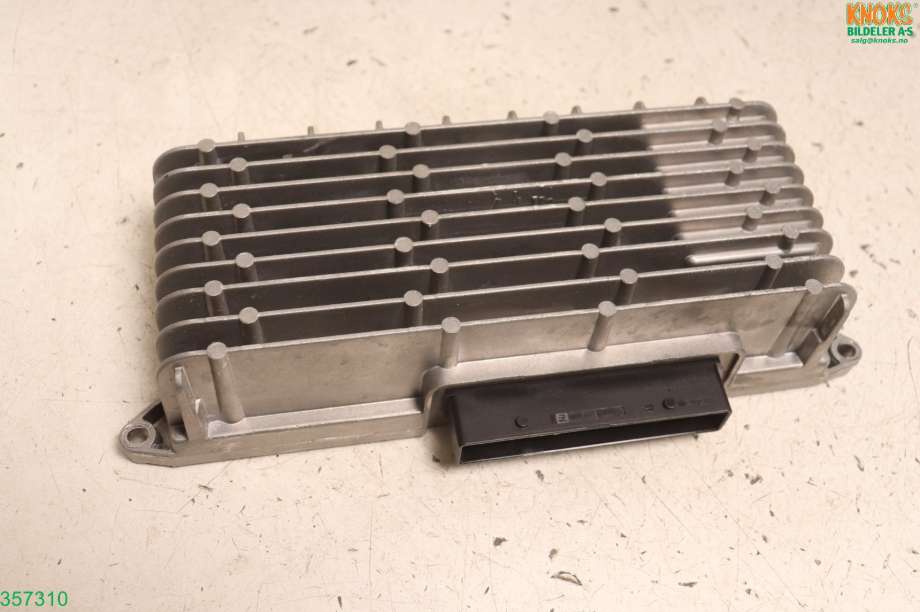 Bilstereo forsterker til Audi A4, 2007-2014 (Type IV) (B8) (B8) (AUDI|8R1 035 223 A)