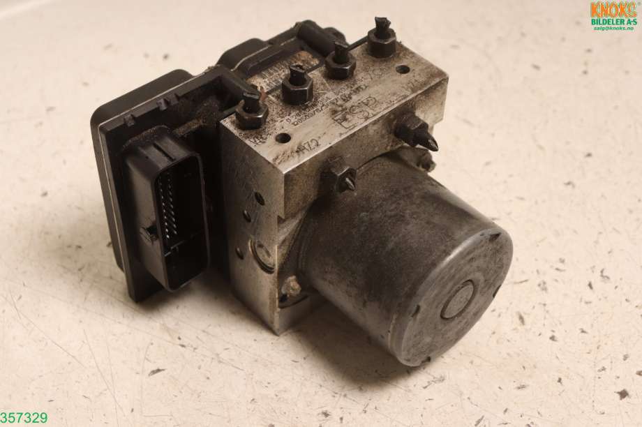 ABS sentral til Audi A4, 2007-2014 (Type IV) (B8) (B8) (AUDI|8K0 614 517 GJ)