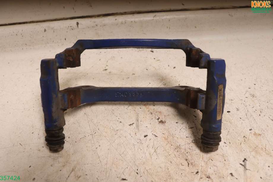 Bremsecaliper brakett til VW Passat 2015-2019 (Fase 1) (B8) (B8) (VOLKSWAGEN|5Q0 615 126 C|)