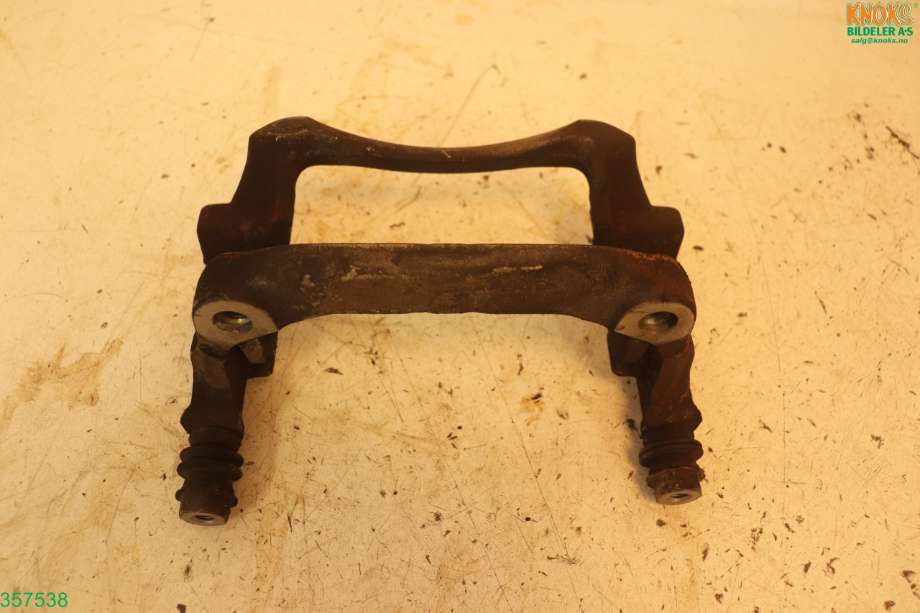 Bremsecaliper brakett til Mercedes B-Klasse 2011-2018 (W246) (W246) (MERCEDES|A 000 421 59 06|)