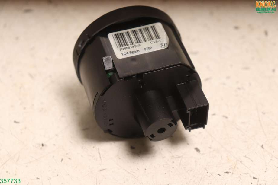 Bryter lys til VW Golf VI 2008-2012  (VOLKSWAGEN|3C8 941 431 A|)