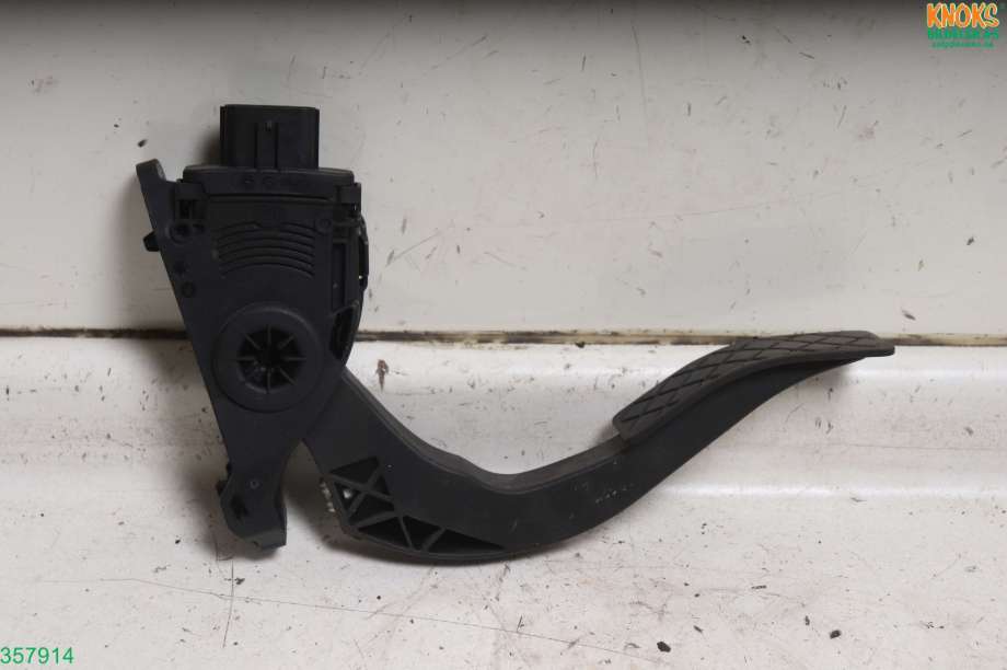 Pedal gass til Audi A6 2014-2018 (Type IV, Fase 2) (C7) (C7) (AUDI|8K1 723 523 A|)