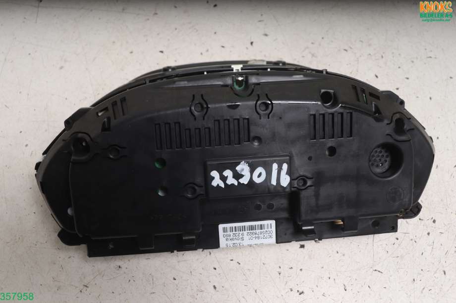 Instrumentpanel til BMW 3-Serie 2012-2018 (F30/F31/F34) (F30/F31/F34) (BMW|62 10 8 794 230|)