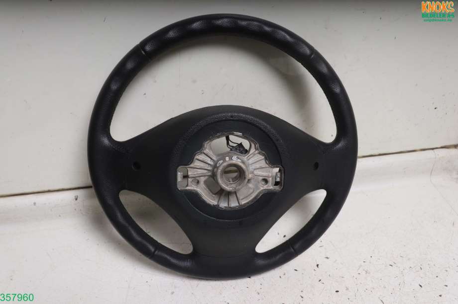 Ratt til BMW 3-Serie 2012-2018 (F30/F31/F34) (F30/F31/F34) (BMW|32 30 6 854 753|)