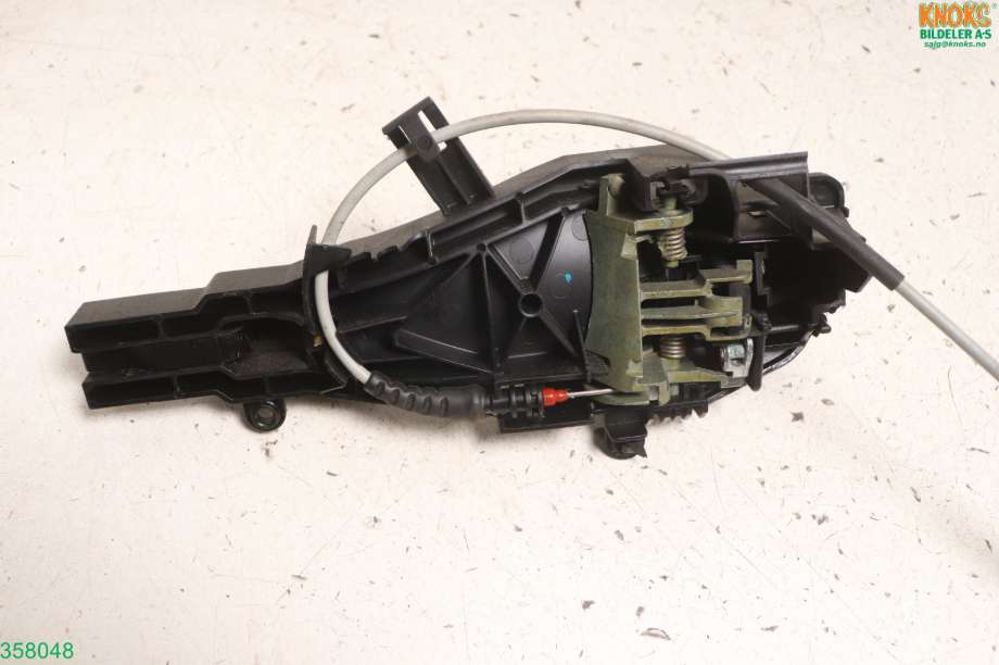 Dørhåndtak utv høyre foran til BMW 3-Serie 2005-2011 (E90/E91/E92/E93) (E90/E91/E92/E93) (BMW|51 21 0 445 184|51 22 7 199 836|)