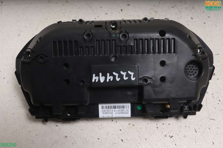 Instrumentpanel til BMW 1-Serie 2011-2015 (Fase 1) (F20/F21) (F20/F21) (BMW|62 10 8 794 220|)