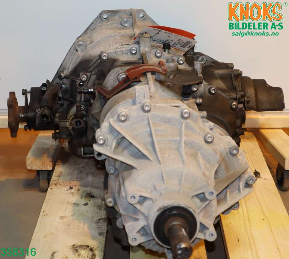 Girkasse manuell 6-trinn til Audi A4 2007-2014 (Type IV) (B8) (B8) (AUDI|0B2 300 028 T|)