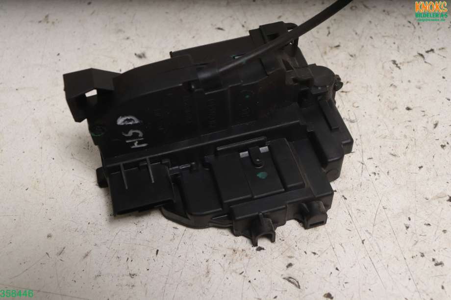 Låsekasse høyre til Mercedes Citan 2012-2021 (W415) (W415) (MERCEDES|A 415 730 00 35|)