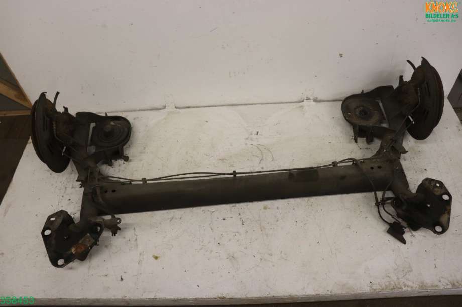 Bakaksel til Mercedes Citan 2012-2021 (W415) (W415) (MERCEDES|A 415 350 28 00|)