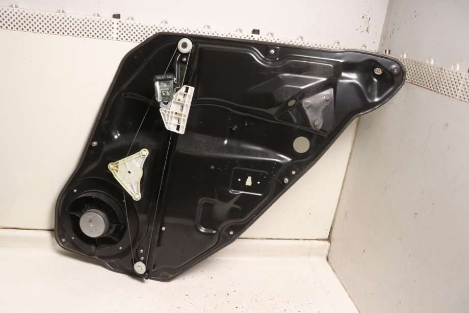Ruteheis til Mercedes ML 2005-2011 (W164) (W164) (MERCEDES|A 164 730 31 79|)