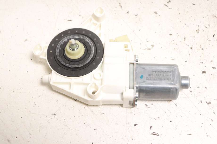 Ruteheis høyre foran til Mercedes ML 2005-2011 (W164) (W164) (MERCEDES|A 251 820 08 42|)