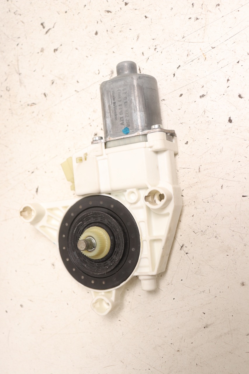 Ruteheis høyre bak til Mercedes ML 2005-2011 (W164) (W164) (MERCEDES|A 251 820 02 08|)