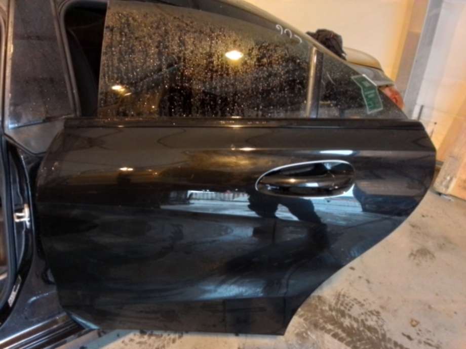 Dør venstre bak til Mercedes CLA 2013-2019 (C117) (C117) (MERCEDES|A 117 730 01 05|)