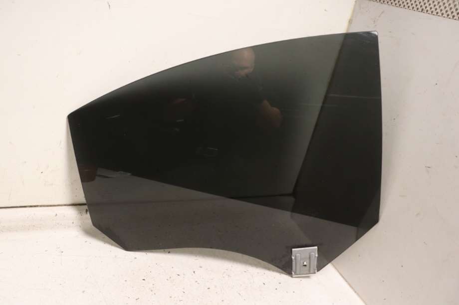 Siderute høyre bak til Mercedes CLA, 2013-2019 (C117) (C117) (MERCEDES|A 117 735 04 10)
