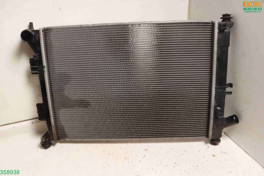 Radiator (manuell gir) til Hyundai i30 2012-2017 (Type II)  (HYUNDAI|25310 3X011|)