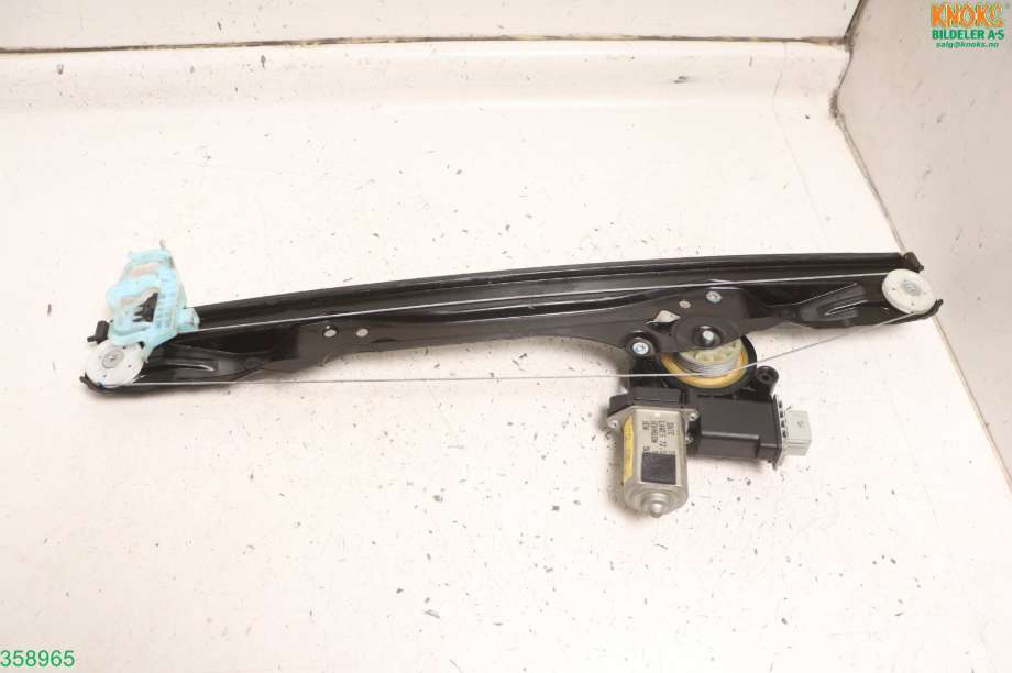 Ruteheis venstre til Fiat Doblo 2010-->> (Type II)  (FIAT|52220485|)