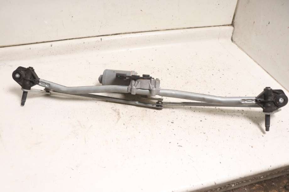 Viskermotor frontrute til Mini Countryman 2010-2016 (R60) (R60) (MINI|61 61 9 800 894|)