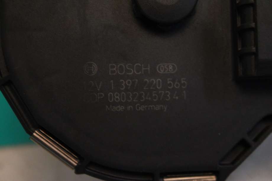 Viskermotor frontrute til Mercedes E-Klasse 2006-2009 (Fase 2) (W211) (W211) (MERCEDES|A 211 820 48 42|)